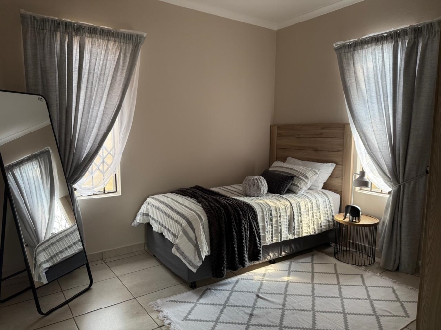 3 Bedroom Property for Sale in Waterkloof East North West